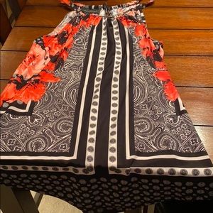 Colorful tank top with medal swoop neck